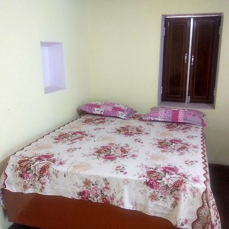 Radha Krishna Home Varanasi Exteriör bild
