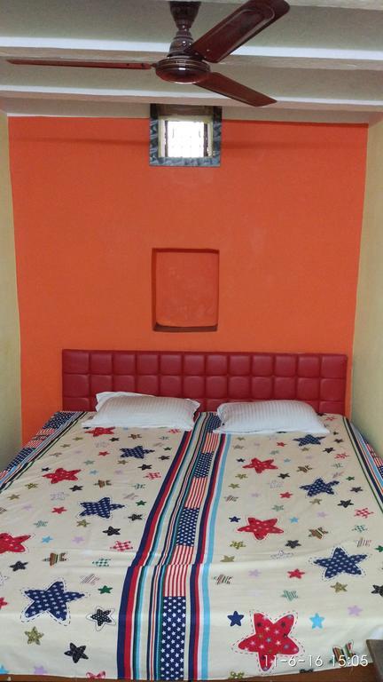 Radha Krishna Home Varanasi Exteriör bild