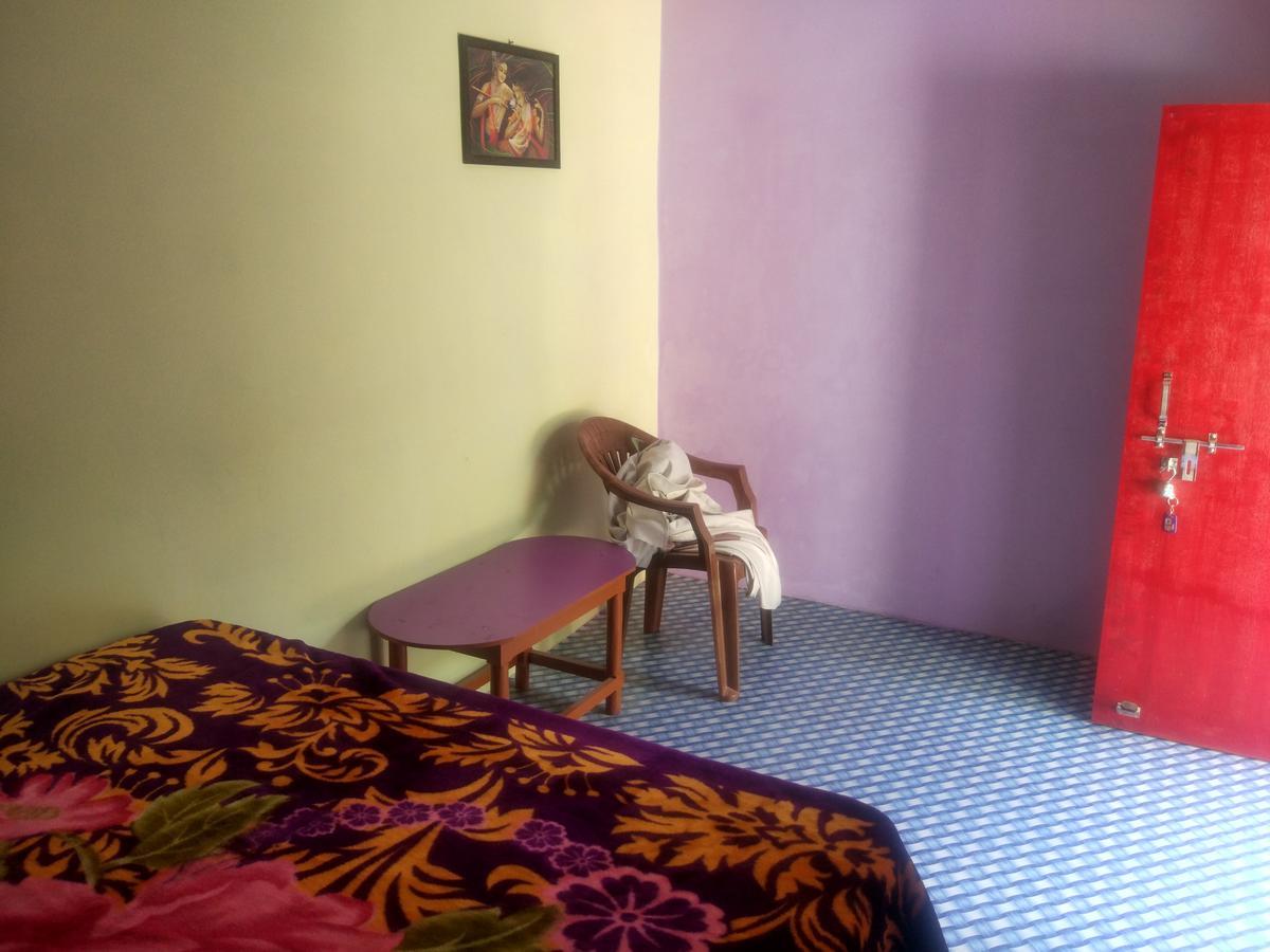 Radha Krishna Home Varanasi Exteriör bild