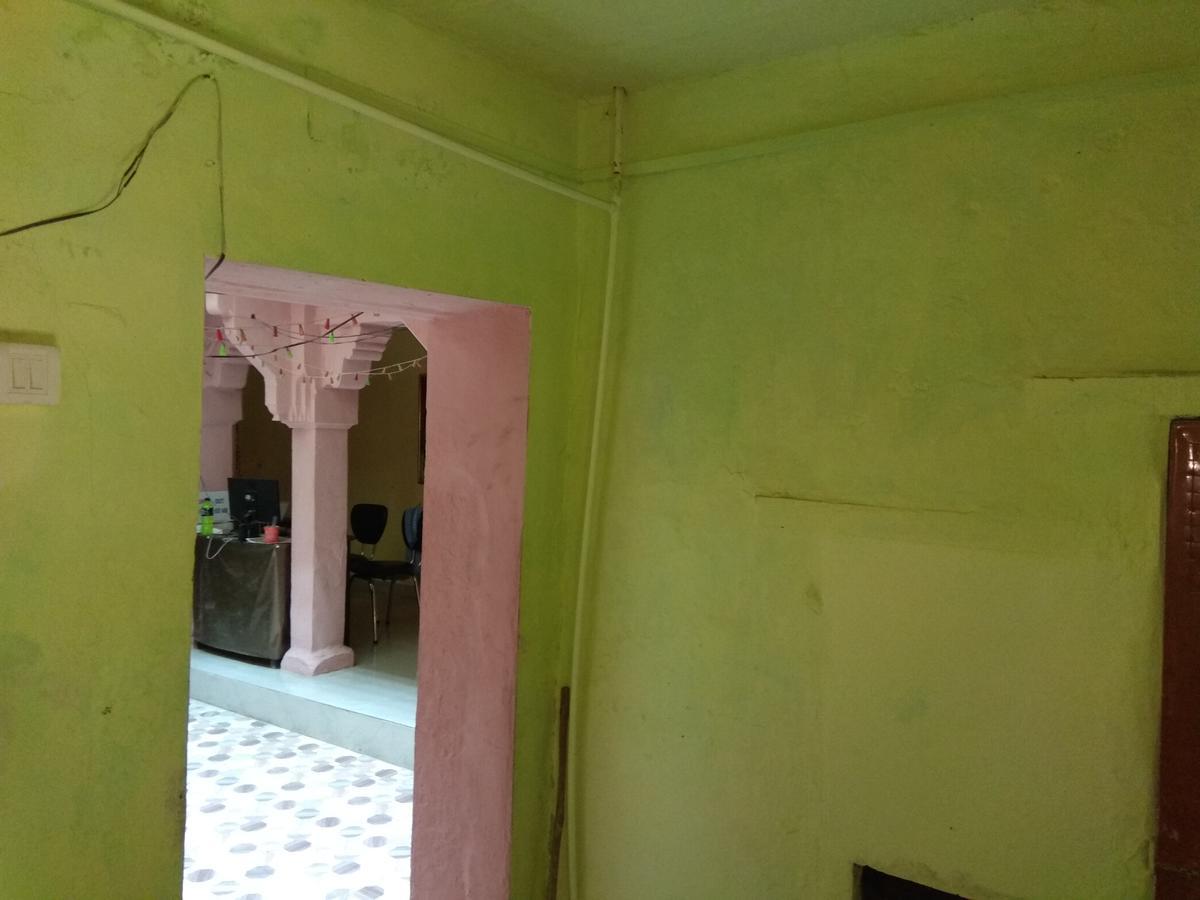 Radha Krishna Home Varanasi Exteriör bild